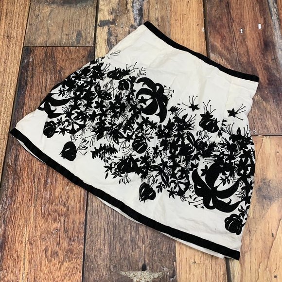 LOFT Dresses & Skirts - Ann Taylor LOFT Petite Linen Floral Pattern Skirt